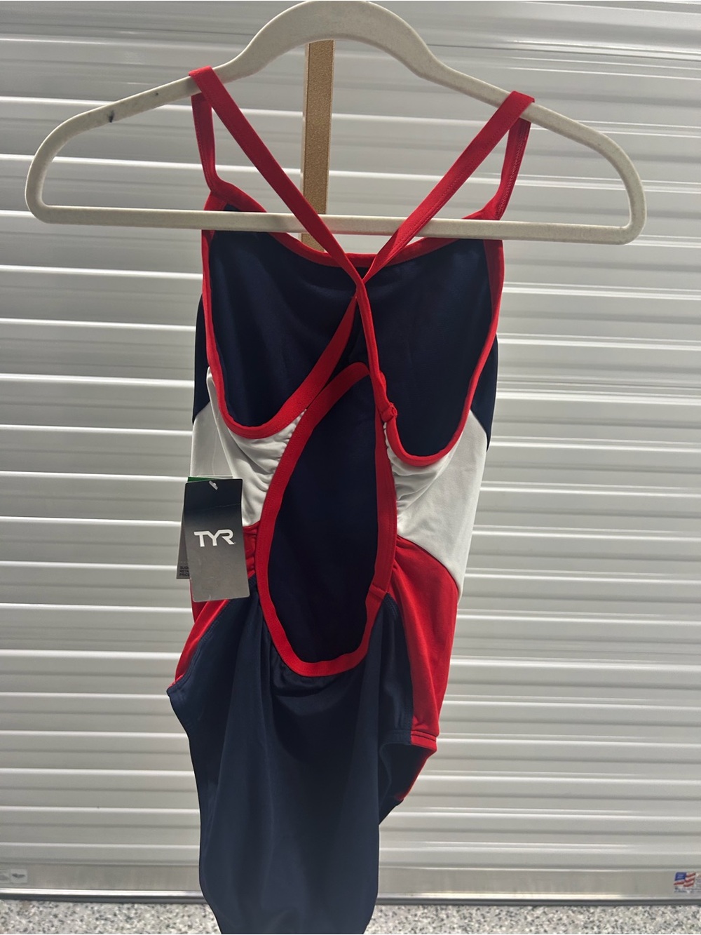 TYR Navy, Red & White Racerback One-Piece size 36 NWT - Picture 3 of 4